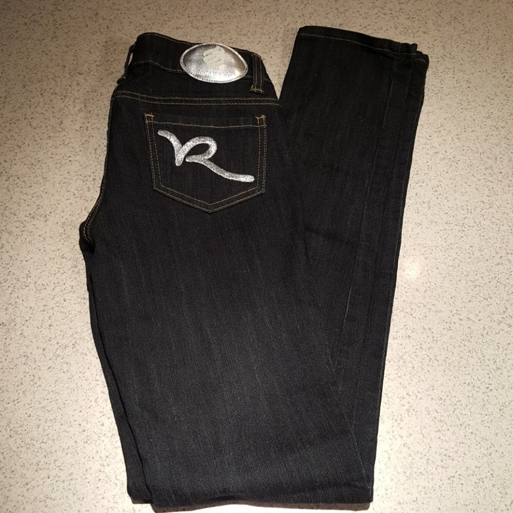 22:04 - Rocawear Skinny Slim Jeans